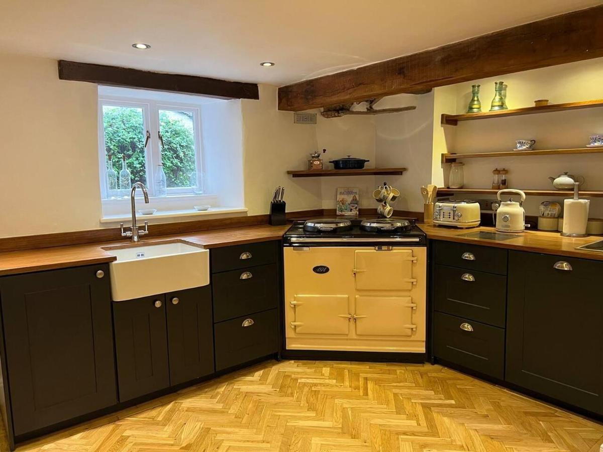 Stunning 4-Bed Grade II House In The Lake District Wigton Exterior foto